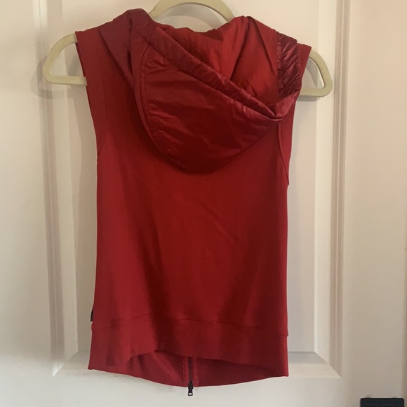 Marccain Sports Red Quilted Vest - Picture 2 of 2